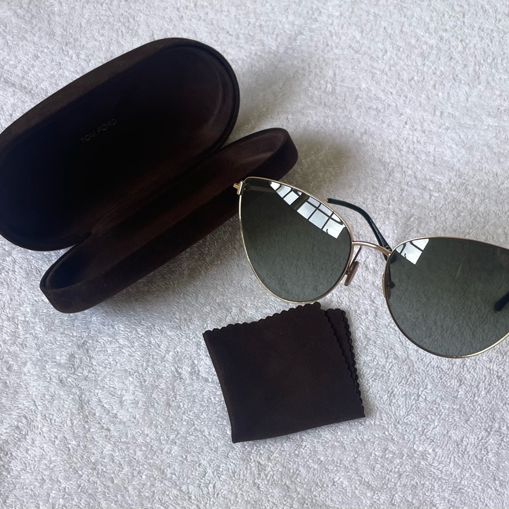 Tom Ford Gold Cat Eye Sunglasses with Brown Case